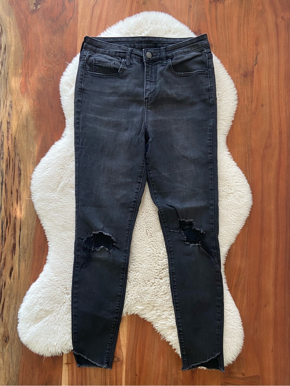 FREE W/ PURCHASE Wild Fable black skinny jean high rise distressed raw hem 4